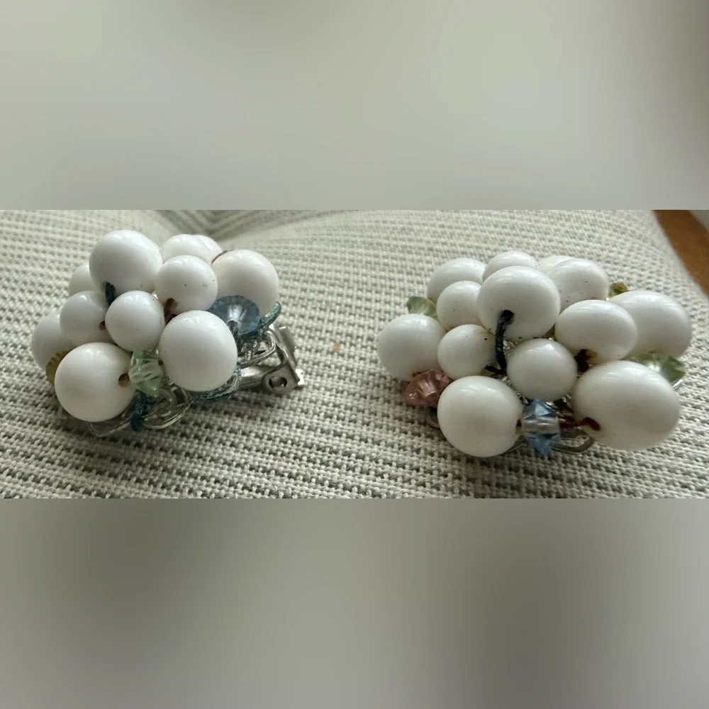 $15 Vintage White Milk Glass & pastel l bicone Beaded cluster Clip-On Earring - Picture 3 of 9